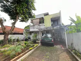 Rumah 3 lantai dengan view alam di pondok pinang akses dekat tol