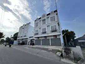 Rumah toko RuKo krakatau siap Huni Murah pelita