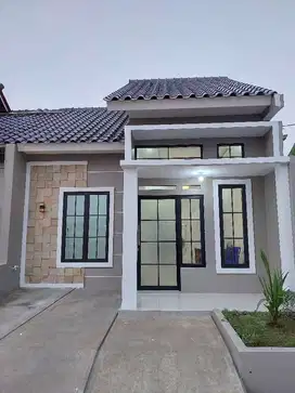 Rumah mewah lokasi strategis