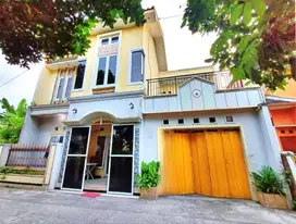 rumah nyaman 2lantai siap huni lokasi gawanan colomadu