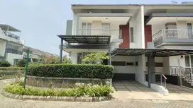 Rumah Hook View Gunung di Rancamaya Golf Bogor
