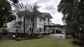Dijual Rumah Mewah di Kawasan Elit, Kebayoran Baru