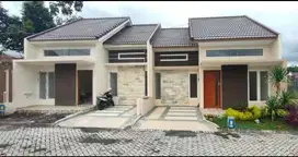 RUMAH LOWOKWARU MODERN  DEKAT UB UM