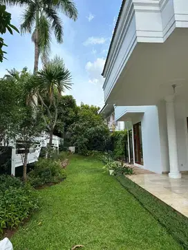 Dijual Rumah Siap Huni di Permata Hijau