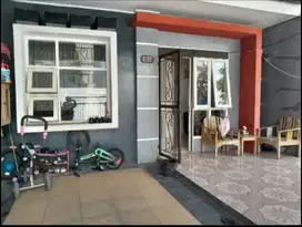 Jual cepat Rumah 2 Lantai minimalis di cicaheum