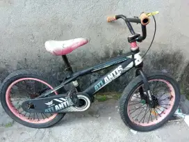 Sepeda bekas Atlantis