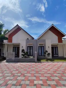 Rumah cantik siap huni dekat ke Pasar gentan jakal km. 10