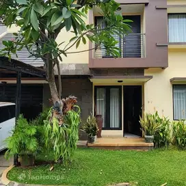 Di jual rumah siap huni dalam cluster panorama pejaten timur jaksel
