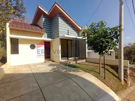 DIJUAL Rumah Baru Lokasi Dekat Kantor Desa, Wisata Alam Lembah Gunung