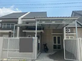 DIJUAL DAN DISEWAKAN RUMAH TERAWAT STRATEGIS DAERAH ALANA CEMANDI SIDO