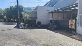 DIJUAL RUMAH GKB DEKAT MALL DEPAN TAMAN BERMAIN TERBAIK