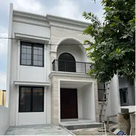 Dijual Rumah Dengan Kolam Renang Sentul City Bogor