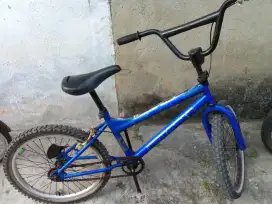 Sepeda bmx bekas