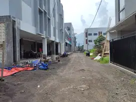 Tanah 50 Meter dari Mainroad Jl Sayang Jatinangor SHM