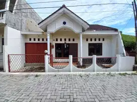 Dijual Rumah di Tanah Mas Semarang