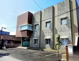 rumah kost eksklusif tengah kota solo full  pusat perkantoran laweyan
