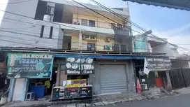 Kost 3 Lantai di Terogong Cilandak, Hanya 6 Menit Ke Tol Ciputat