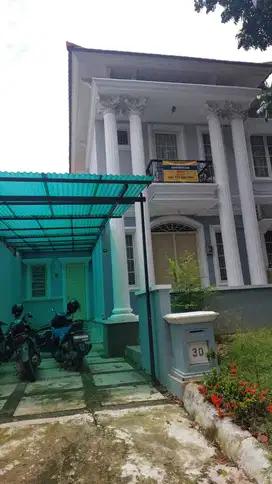 Sewa rumah Lippo Cikarang 2 Lantai Cluster Oakwood