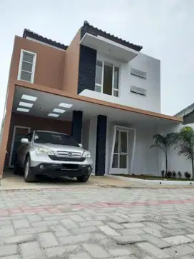 Rumah townhouse modern strategis kota bekasi dekat tol stasiun LRT