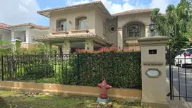 Rumah Hoek 2lt di Palem Raya Karawaci, Hanya 5 Menit ke Tol Karawaci