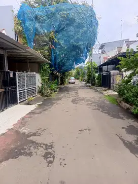 dijual cepat rumah di sektor, siap huni dan rapi, gading serpong