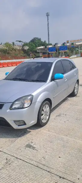 Kia Rio 2011 Bensin