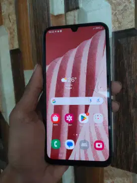 Samsung galaxy A15 sein 8/256 minus retak sesuai pick selebihnya aman