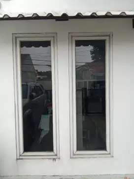 Jasa pemasangan sticker kaca film