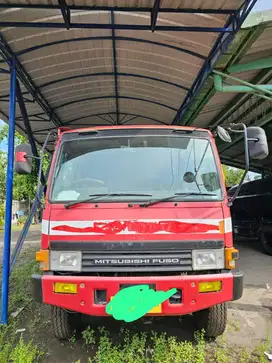DI JUAL MOBIL MITSUBISHI / FN517ML2 6X2 MT