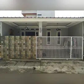 Dijual Cepat Rumah di komplek Serua Indah Ciputat