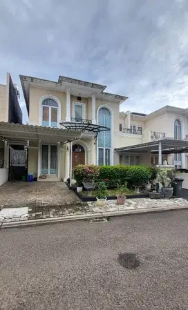 Rumah 2 Lantai Full Furnish di BSD Serpong