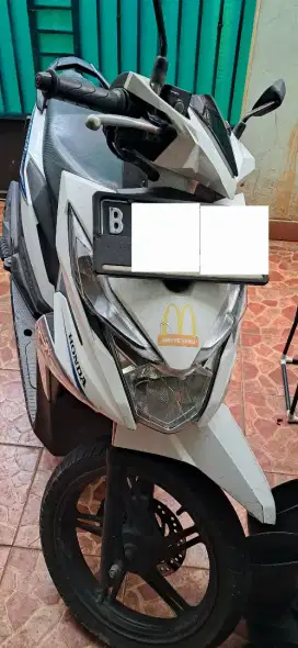 Honda Beat Putih 2019