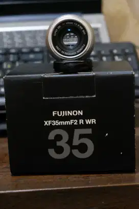 Jual Paket Fujinon XF 35 mm f 2.8 dan XF 14 mm f 2.8
