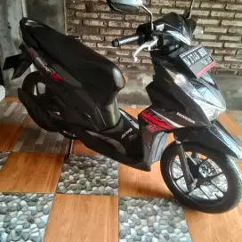 Honda Beat CBS
2022  Hitam