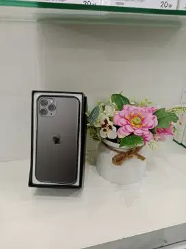IP 11 Pro 64GB Fullset mulus fungsional on semua