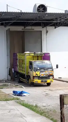 Sewa truk pindahan rumah dan alat proyek bangunan dan perkantoran