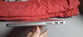 Macbook pro 8/128 2015