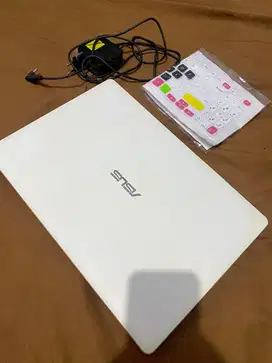 Laptop Asus x453m