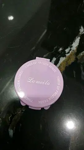 Bedak kameliaaaaa