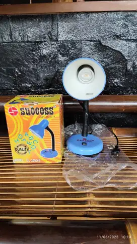 Lampu belajar kondisi bagus