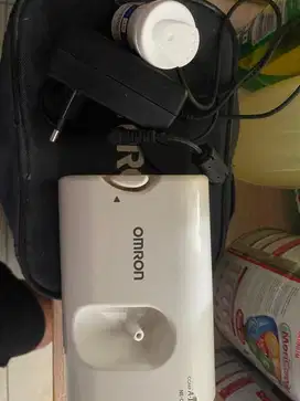 Omron untuk uap pernapasan