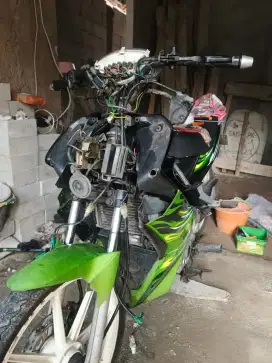Jasa montir motor panggilan