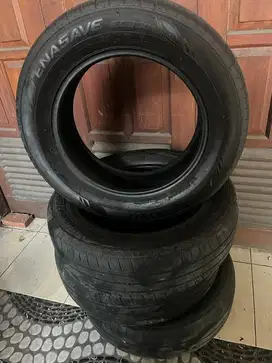 Ban 2nd Bridgestone dan dunlop 205/65-16