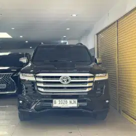 LandCruiser VXR 300 Full Spec