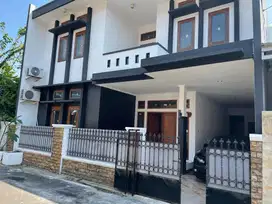 Rumah di jual siap huni lokasi strategis di mekar sari depok