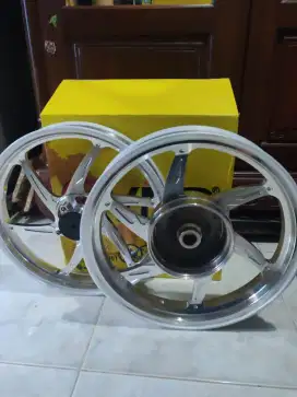 Velg VND sixstars V2 Vario 110 Genio Beat Scoopy Spacy Vario