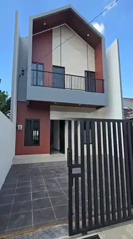Flash Sale. Rumah bagus Bumi Puspitek Asri, Pagedangan