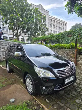 Kijang Innova 2012 Automatic