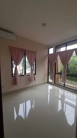 Jual cepat rumah hook di Cendana Residence Tangsel