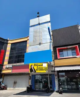 DIJUAL RUKO RAYA BUKIT DARMO GOLF SIAP PAKAI MURAH